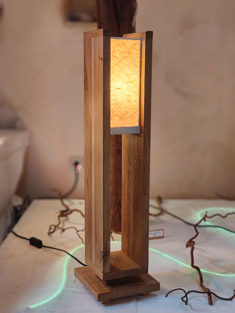 Lampe sur pied creation artisanale bois
