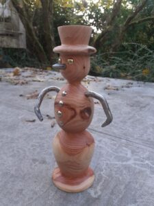 Sculpture en bois ARTISANAT FONTAINEBLEAU